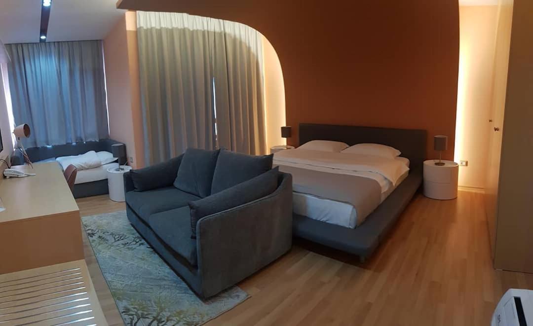 Elite Hotel โปกราเดซ ห้อง รูปภาพ