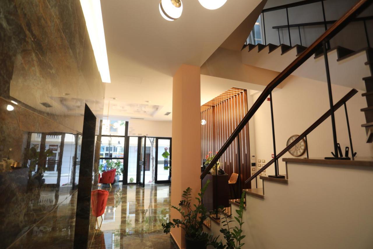 Elite Hotel โปกราเดซ ภายนอก รูปภาพ