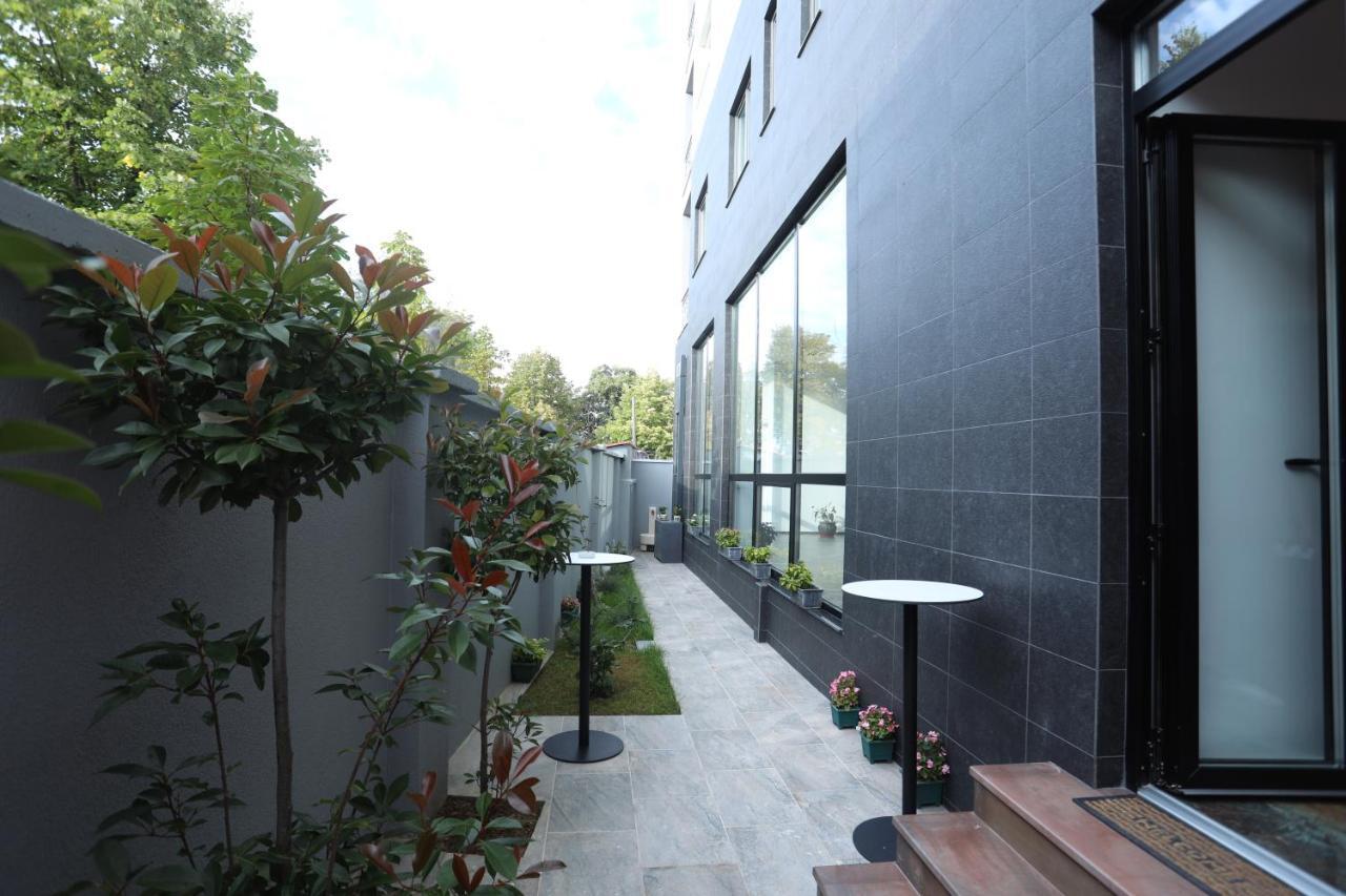 Elite Hotel โปกราเดซ ภายนอก รูปภาพ